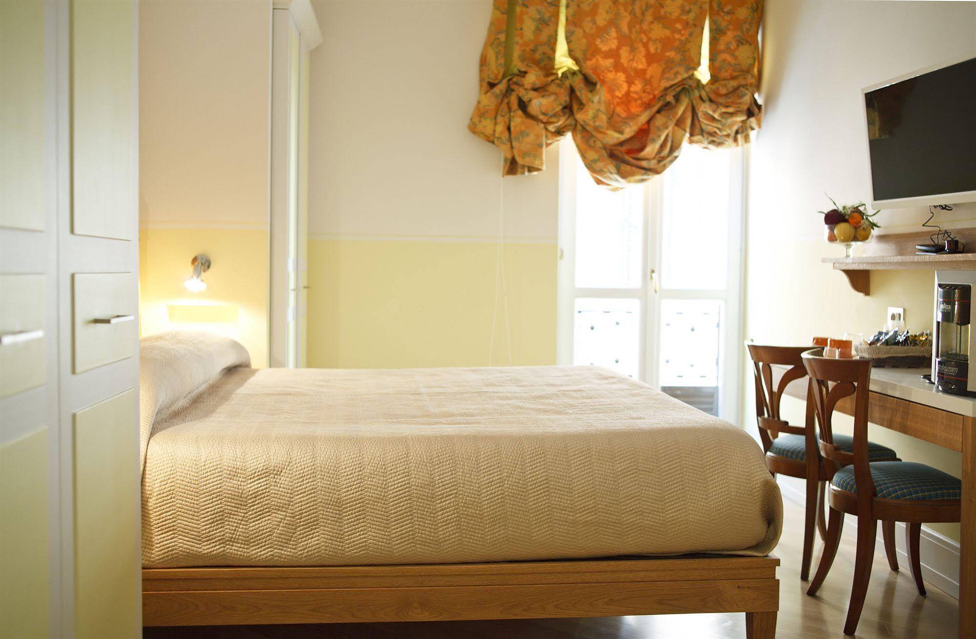 Piazza Di Spagna Prestige Pensionat